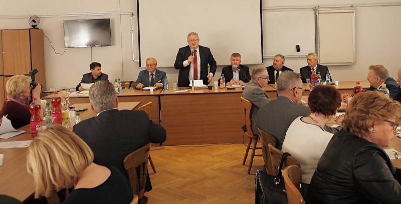 Europoseł Siekierski o Wspólnej Polityce Rolnej od kulis